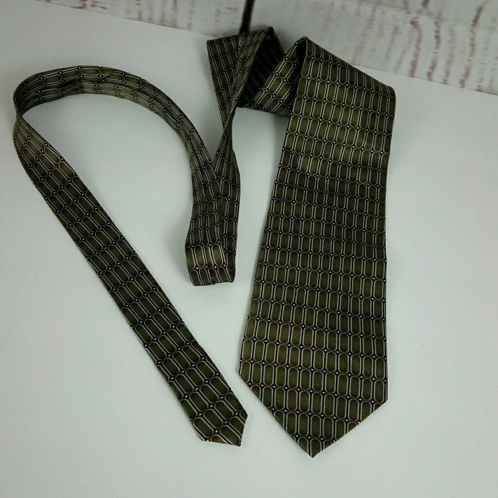 Cumo House Green Brown Geometric Silk Tie